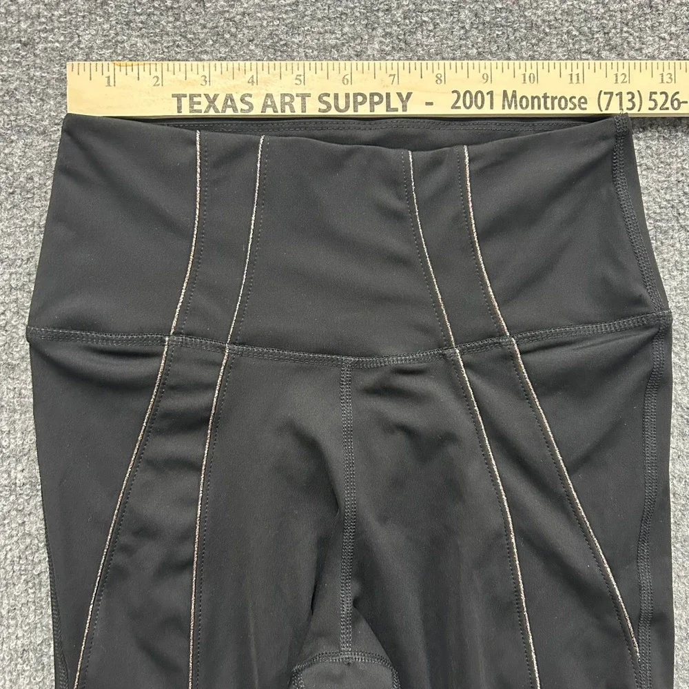 Nike Leggings Womens Size M Black Dri-Fit Yoga High Waisted Metallic Piping Trim